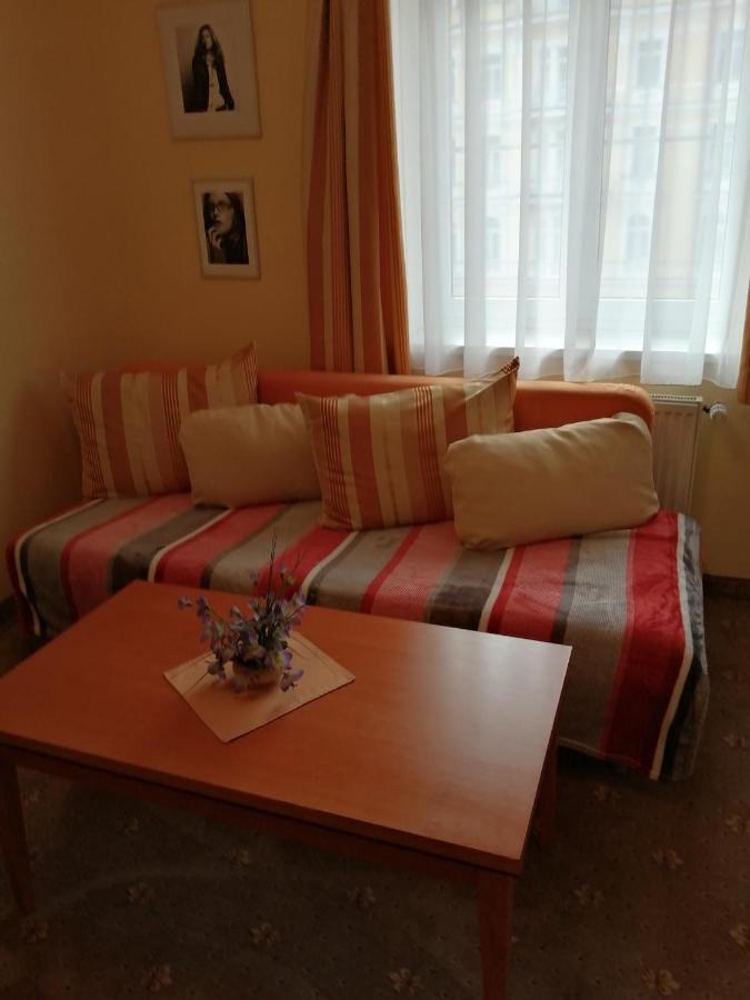 Apartmany Cesky Dvur Mariánské Lázně Екстериор снимка