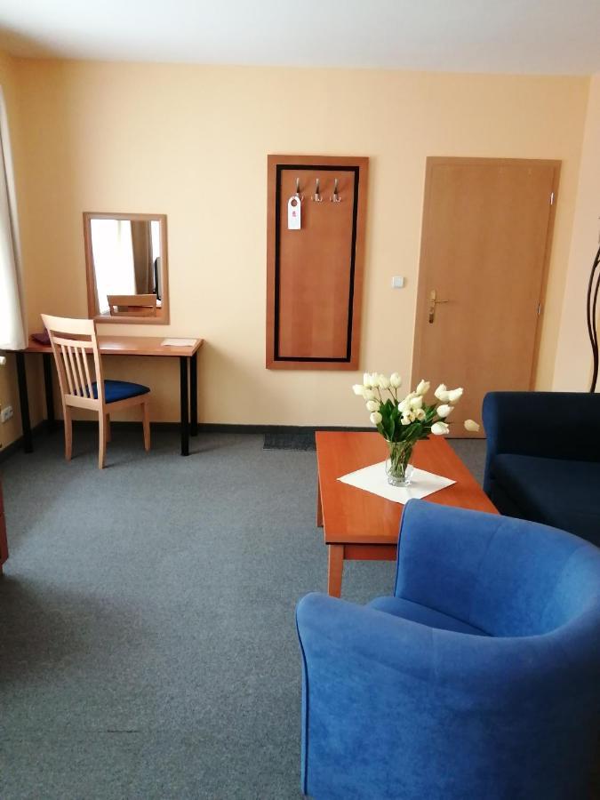 Apartmany Cesky Dvur Mariánské Lázně Екстериор снимка