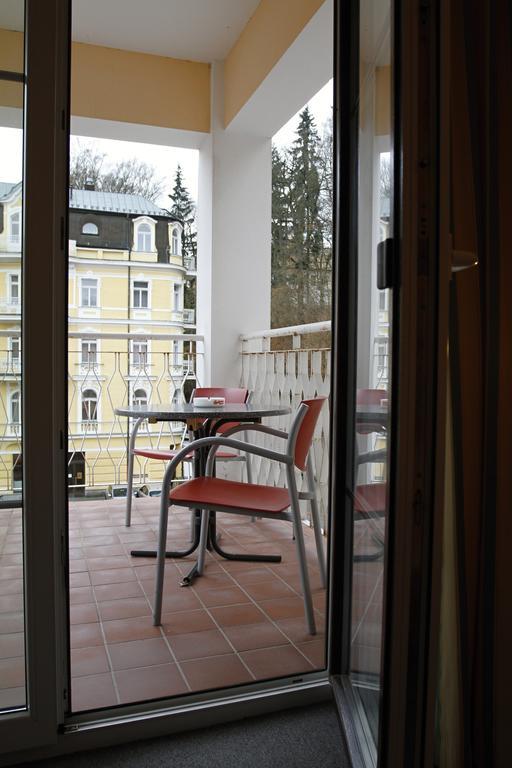 Apartmany Cesky Dvur Mariánské Lázně Стая снимка